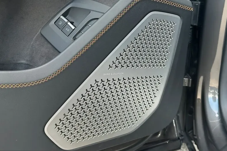 Lamborghini Urus din 2025 cu 8.990 km - oferta LAM251243 - foto 40