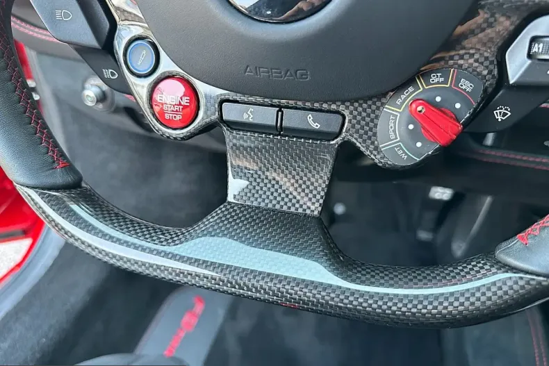 Ferrari Altele din 2022 cu 5.000 km - oferta FER251246 - foto 38