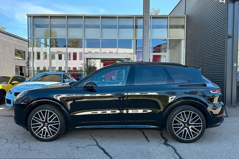 Porsche Cayenne din 2025 cu 22.271 km - oferta POR251247 - foto 3