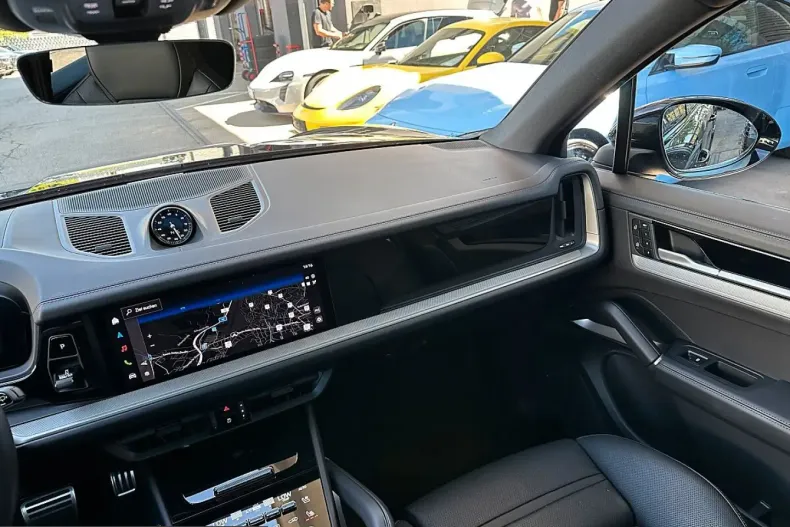 Porsche Cayenne din 2025 cu 22.271 km - oferta POR251247 - foto 22