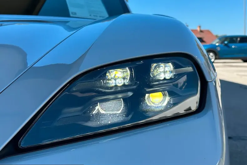 Porsche Altele din 2024 cu 27.731 km - oferta POR251248 - foto 8