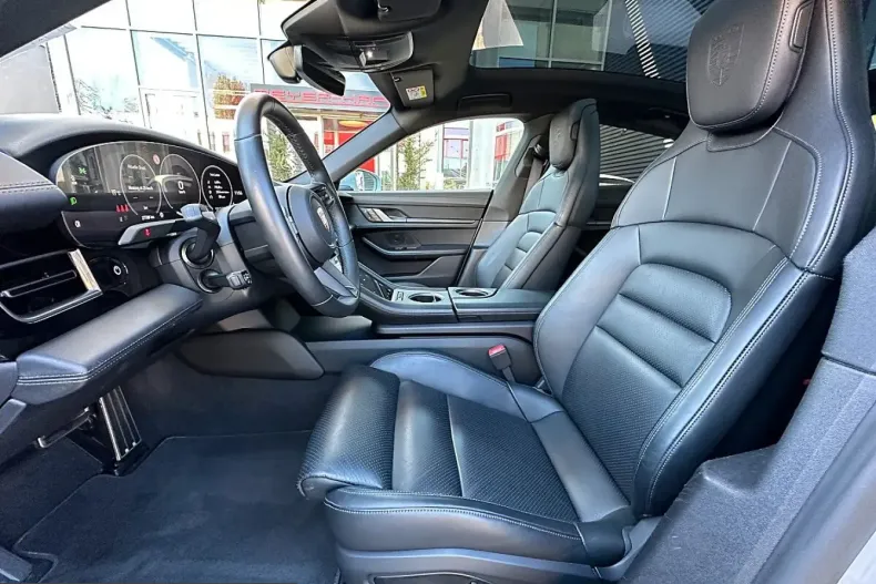 Porsche Altele din 2024 cu 27.731 km - oferta POR251248 - foto 18