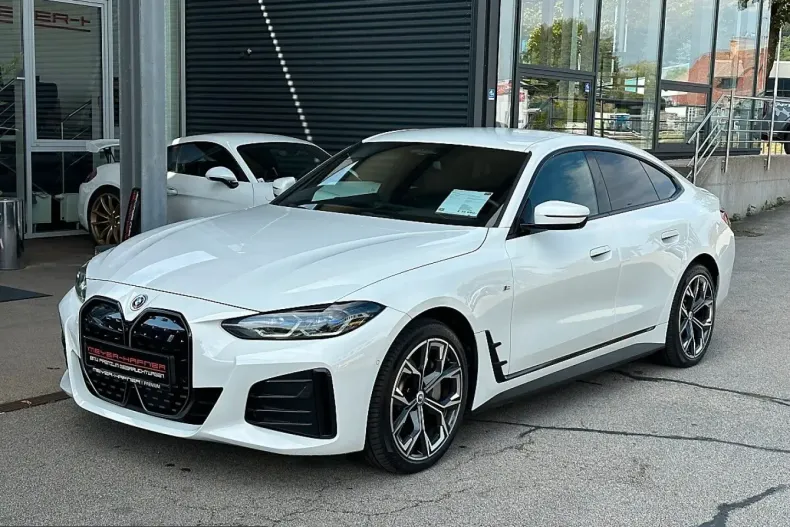 BMW Altele din 2022 cu 114.030 km - oferta BMW251249 - foto 1