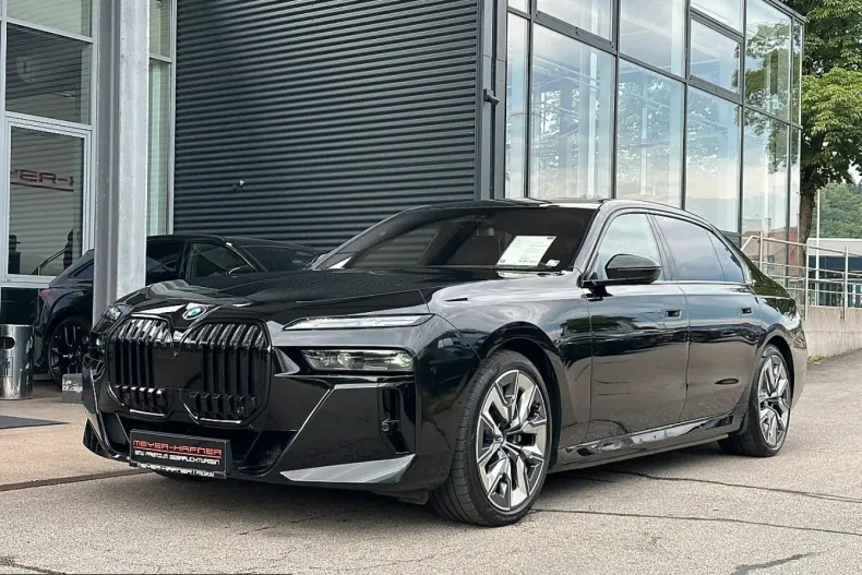 BMW i7 (Seria 7) din 2023 cu 47.391 km - oferta BMW251255 - foto 3