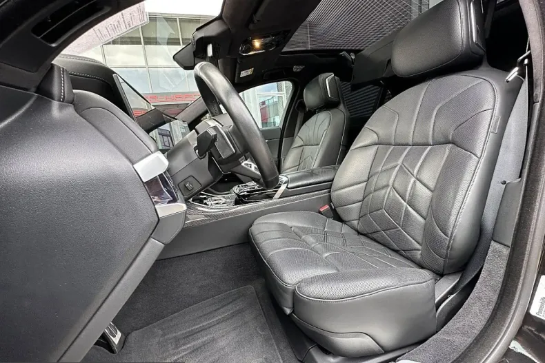 BMW i7 (Seria 7) din 2023 cu 47.391 km - oferta BMW251255 - foto 4