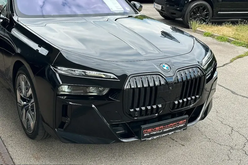 BMW i7 (Seria 7) din 2023 cu 47.391 km - oferta BMW251255 - foto 8