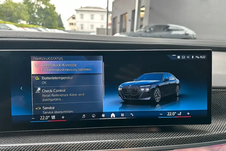 BMW i7 (Seria 7) din 2023 cu 47.391 km - oferta BMW251255 - foto 41