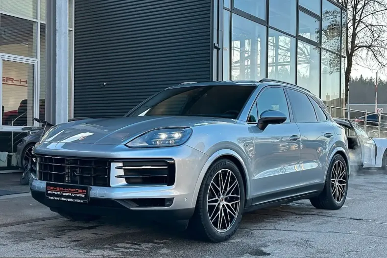 Porsche Cayenne din 2024 cu 20.870 km - oferta POR251258 - foto 1