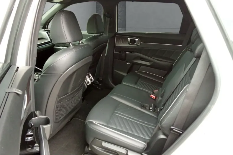 Kia Sorento din 2024 cu 28.179 km - oferta KIA251259 - foto 10