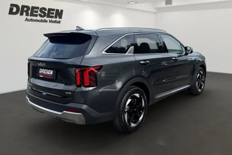Kia Sorento din 2025 cu 22.051 km - oferta KIA251262 - foto 2
