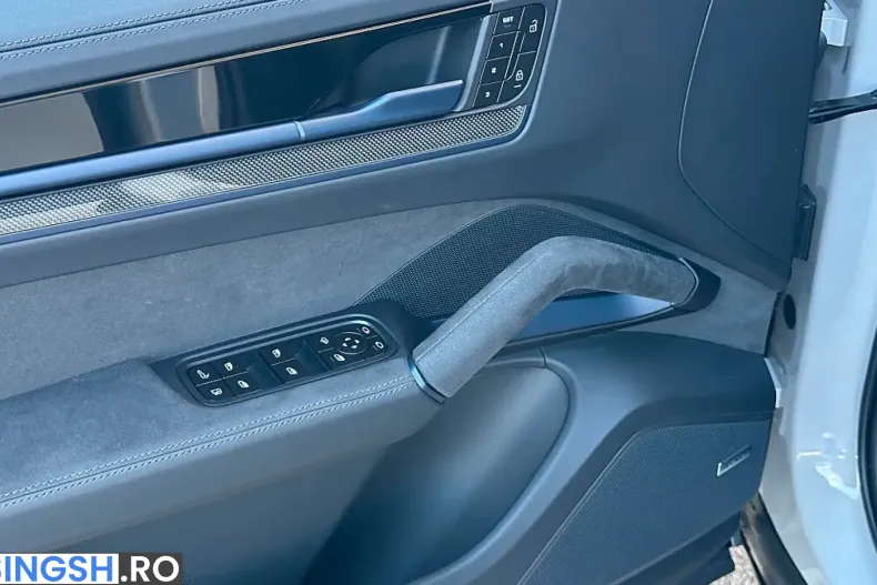 Porsche Cayenne Coupe Turbo e-Hybrid din 2026 cu 100 km - oferta POR251271 - foto 12