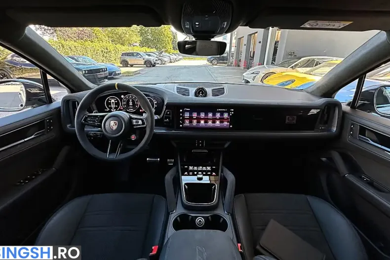 Porsche Cayenne Coupe Turbo e-Hybrid din 2026 cu 100 km - oferta POR251271 - foto 14