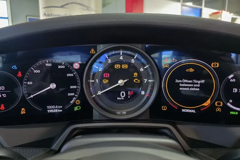 Porsche 992 din 2024 cu 19.500 km - oferta POR251273 - foto 32