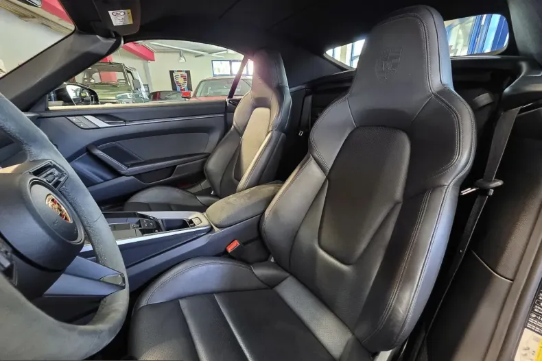 Porsche 992 din 2024 cu 19.500 km - oferta POR251273 - foto 41