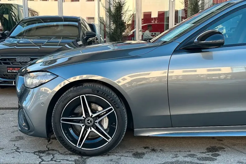 Mercedes-Benz C 300 (Clasa C) din 2024 cu 42.478 km - oferta MER251278 - foto 9