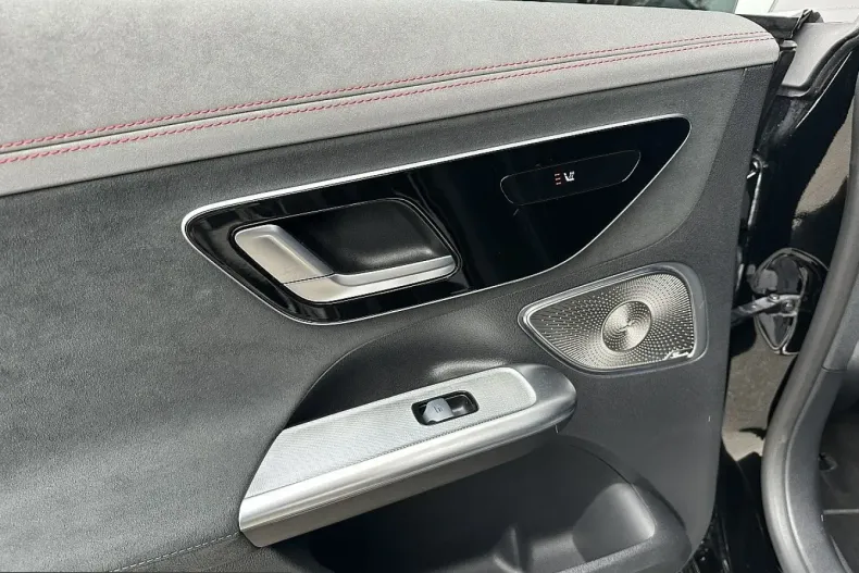 Mercedes-Benz EQE (Clasa E) din 2023 cu 32.766 km - oferta MER251281 - foto 17
