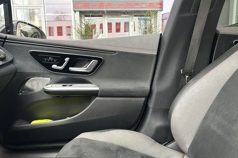 Mercedes-Benz EQE (Clasa E) din 2023 cu 32.766 km - oferta MER251281 - foto 22