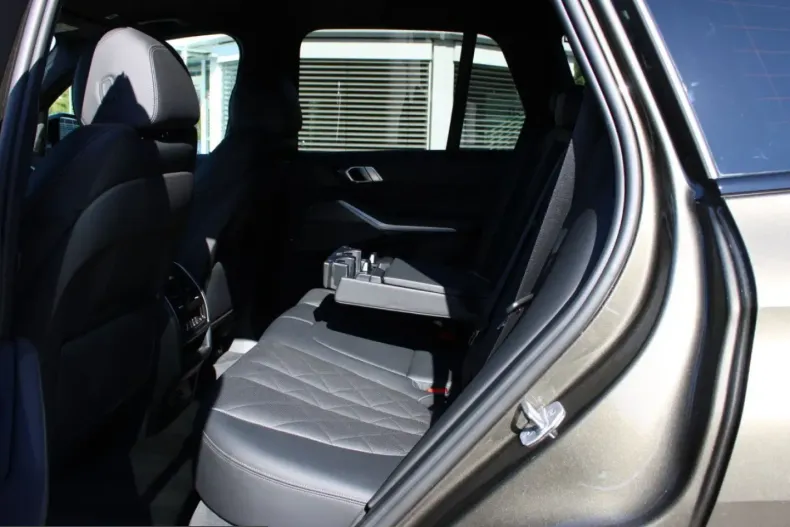 BMW X5 (Seria X) din 2023 cu 21.663 km - oferta BMW251282 - foto 16