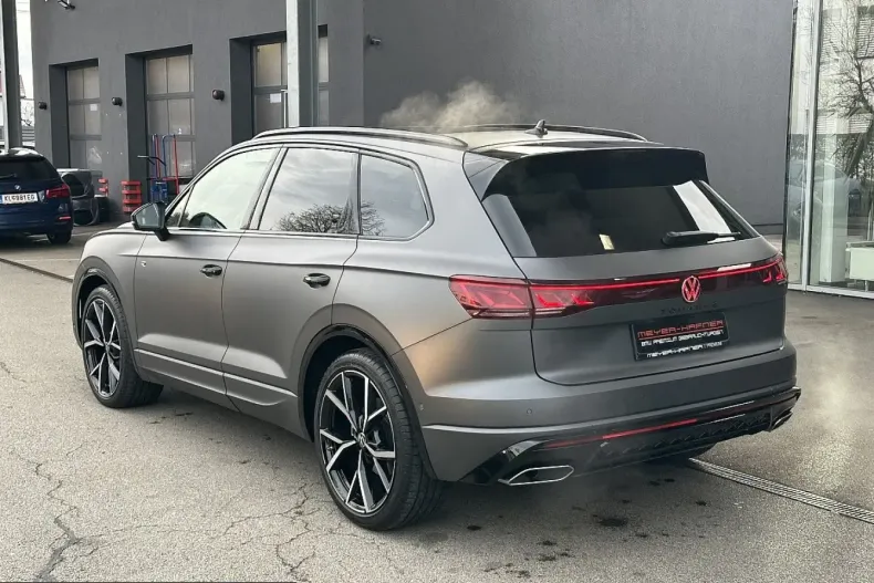 Volkswagen Touareg din 2025 cu 8.175 km - oferta VOL251284 - foto 2