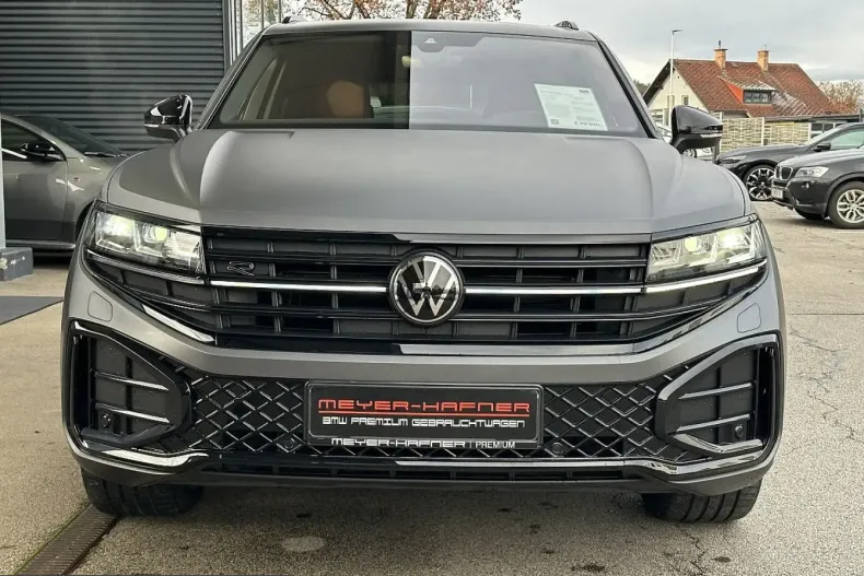 Volkswagen Touareg din 2025 cu 8.175 km - oferta VOL251284 - foto 3