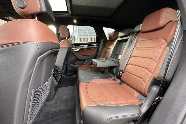 Volkswagen Touareg din 2025 cu 8.175 km - oferta VOL251284 - foto 19