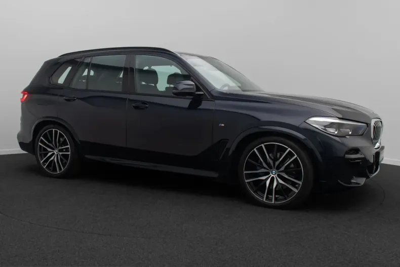 BMW X5 (Seria X) din 2023 cu 25.923 km - oferta BMW251287 - foto 3