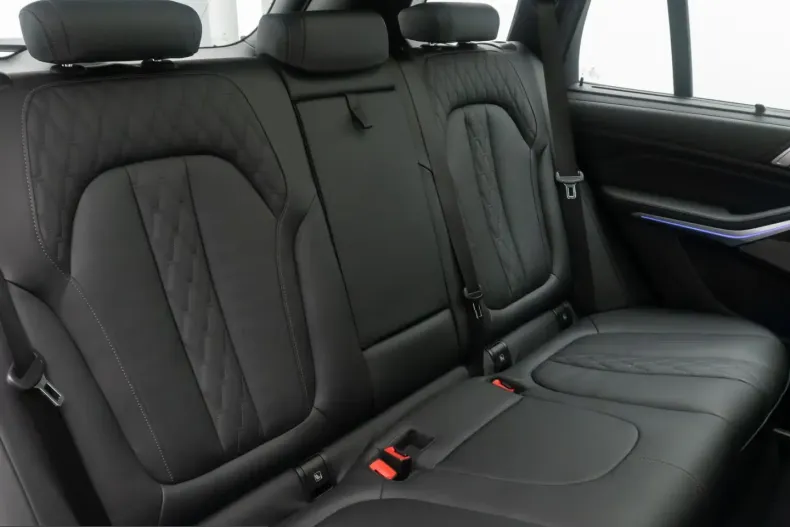 BMW X5 (Seria X) din 2023 cu 25.923 km - oferta BMW251287 - foto 28