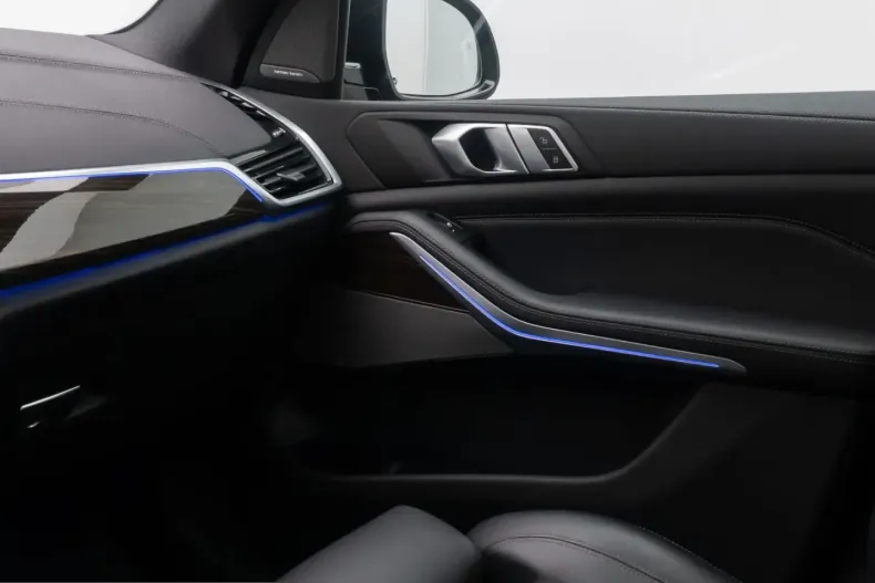 BMW X5 (Seria X) din 2023 cu 25.923 km - oferta BMW251287 - foto 34