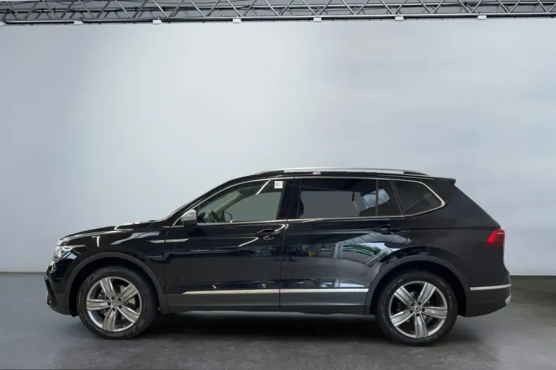 Volkswagen Tiguan Allspace din 2023 cu 35.505 km - oferta VOL251290 - foto 2