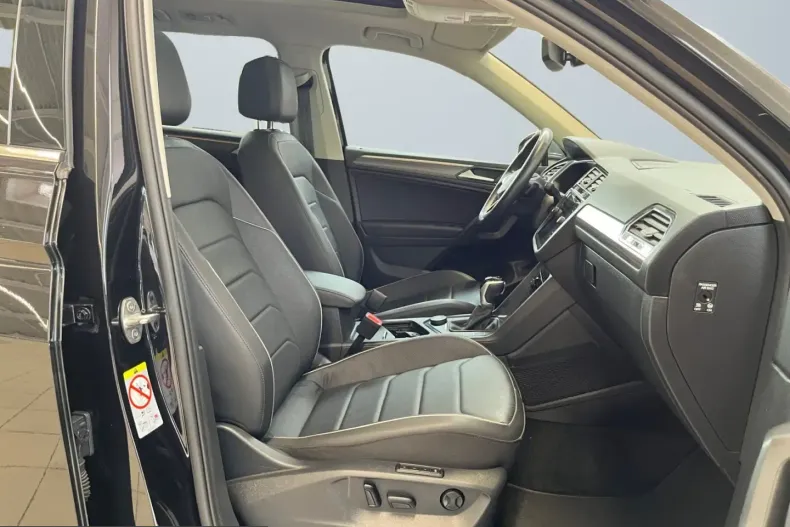 Volkswagen Tiguan Allspace din 2023 cu 35.505 km - oferta VOL251290 - foto 9