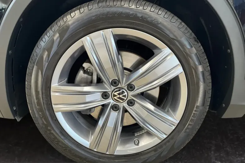 Volkswagen Tiguan Allspace din 2023 cu 35.505 km - oferta VOL251290 - foto 14