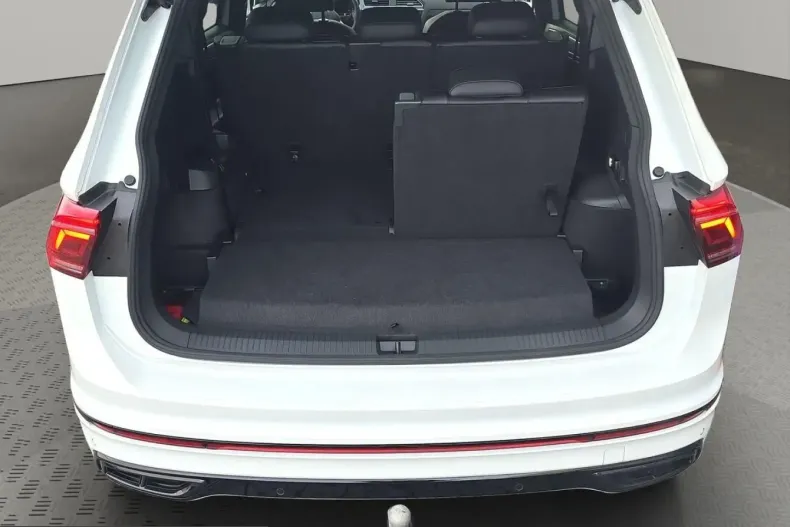 Volkswagen Tiguan Allspace din 2024 cu 17.000 km - oferta VOL251291 - foto 6