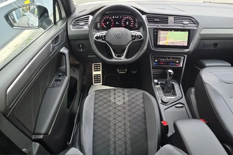 Volkswagen Tiguan Allspace din 2024 cu 17.000 km - oferta VOL251291 - foto 14