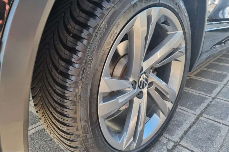 Volkswagen Tiguan Allspace din 2024 cu 24.294 km - oferta VOL251293 - foto 6