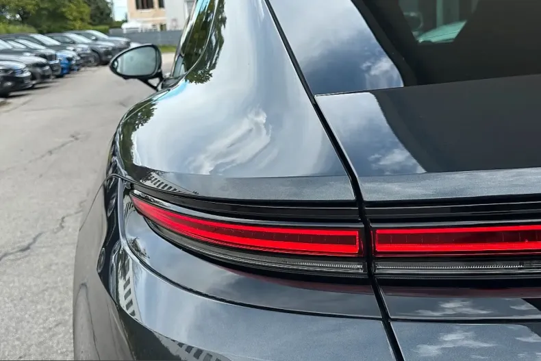 Porsche Panamera din 2025 cu 21.200 km - oferta POR251295 - foto 10