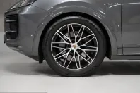 Porsche Cayenne din 2024 cu 21.800 km - oferta POR251296 - foto 6