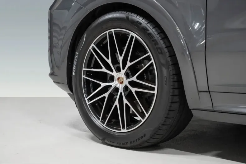 Porsche Cayenne din 2024 cu 21.800 km - oferta POR251296 - foto 16