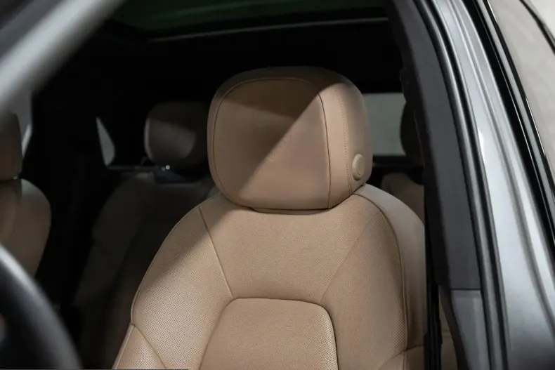 Porsche Cayenne din 2024 cu 21.800 km - oferta POR251296 - foto 35