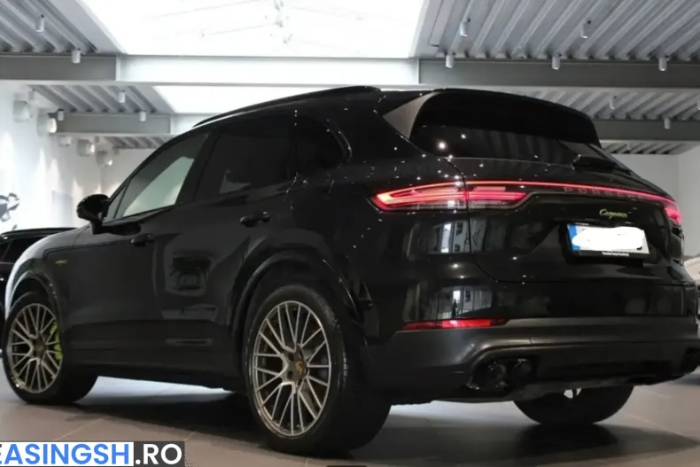 Porsche Cayenne din 2023 cu 44.500 km - oferta POR251299 - foto 2