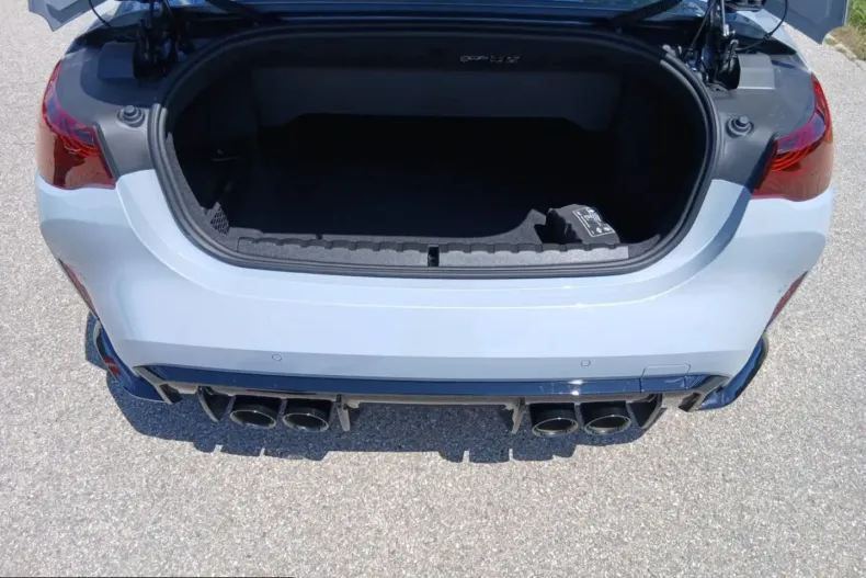 BMW M4 (Seria 4) din 2025 cu 13.286 km - oferta BMW251308 - foto 10