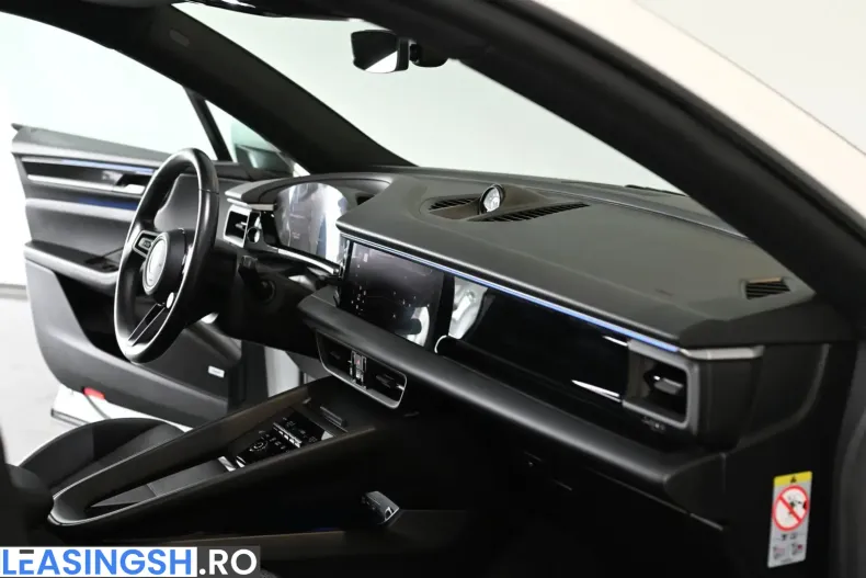 Porsche Macan din 2024 cu 45.053 km - oferta POR251317 - foto 14