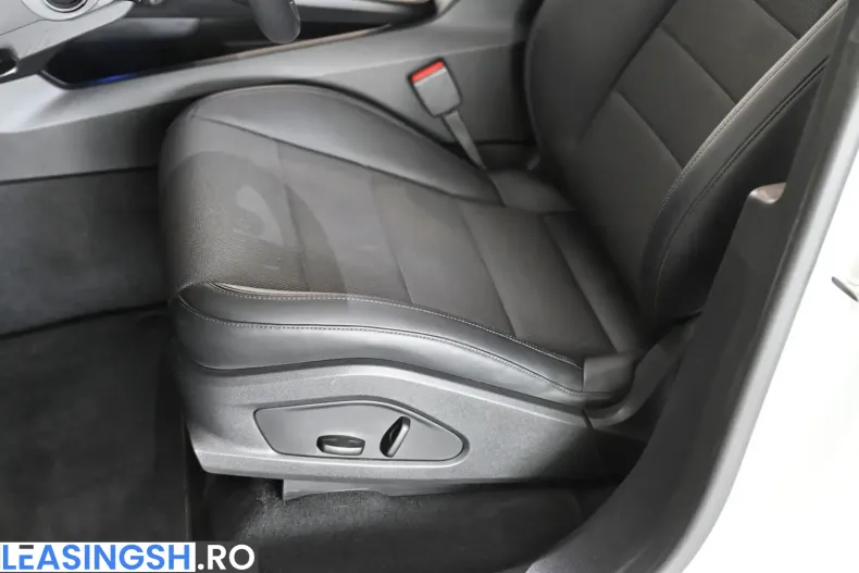 Porsche Macan din 2024 cu 45.053 km - oferta POR251317 - foto 20