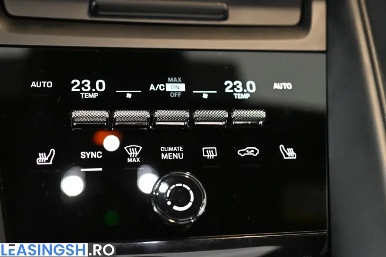 Porsche Macan din 2024 cu 45.053 km - oferta POR251317 - foto 24