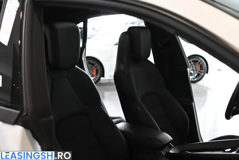 Porsche Macan din 2024 cu 45.053 km - oferta POR251317 - foto 27