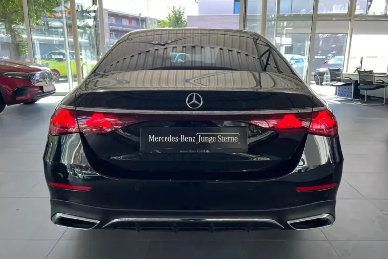 Mercedes-Benz E 220 (Clasa E) din 2025 cu 22.452 km - oferta MER251327 - foto 6
