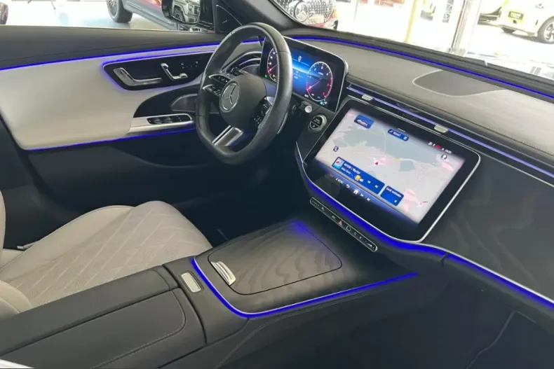 Mercedes-Benz E 220 (Clasa E) din 2025 cu 22.452 km - oferta MER251327 - foto 9