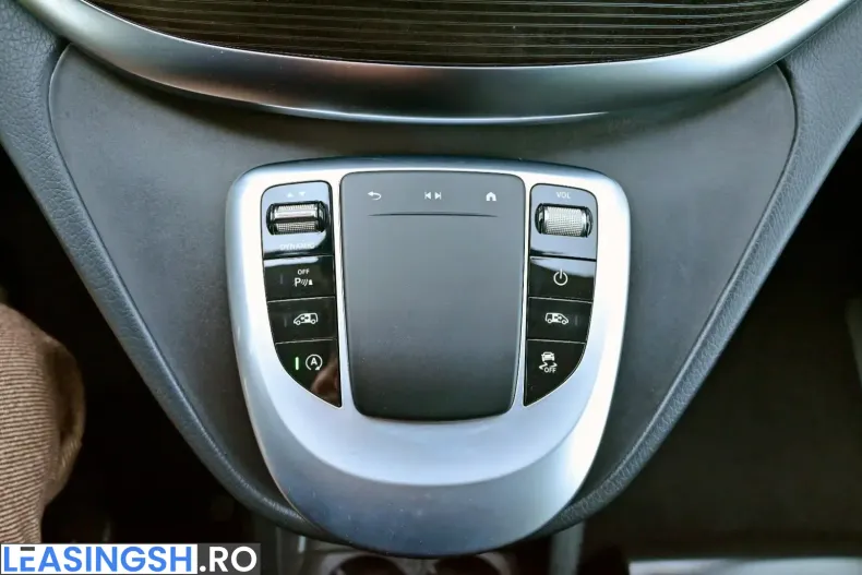 Mercedes-Benz V 300 (Clasa V) din 2024 cu 83.777 km - oferta MER251331 - foto 12