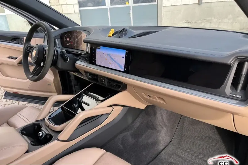 Porsche Cayenne din 2023 cu 30.000 km - oferta POR251333 - foto 24