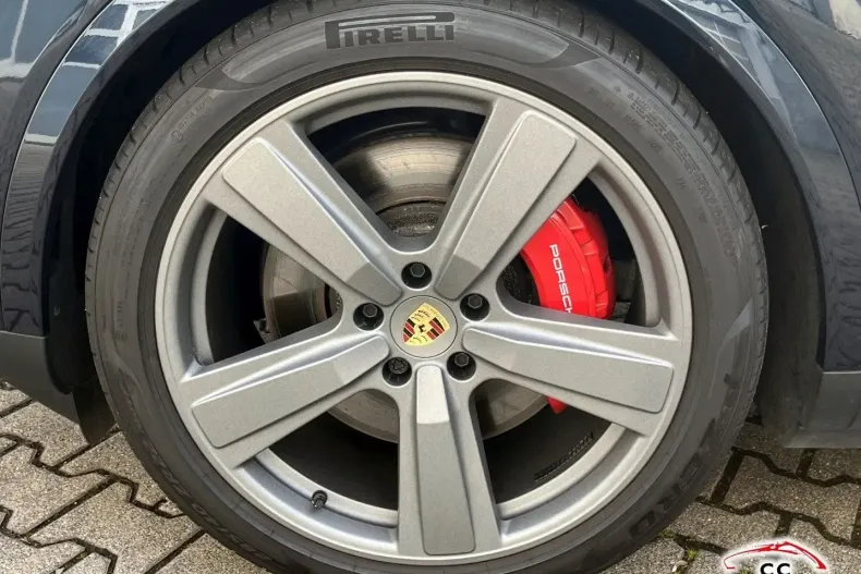 Porsche Cayenne din 2023 cu 30.000 km - oferta POR251333 - foto 44