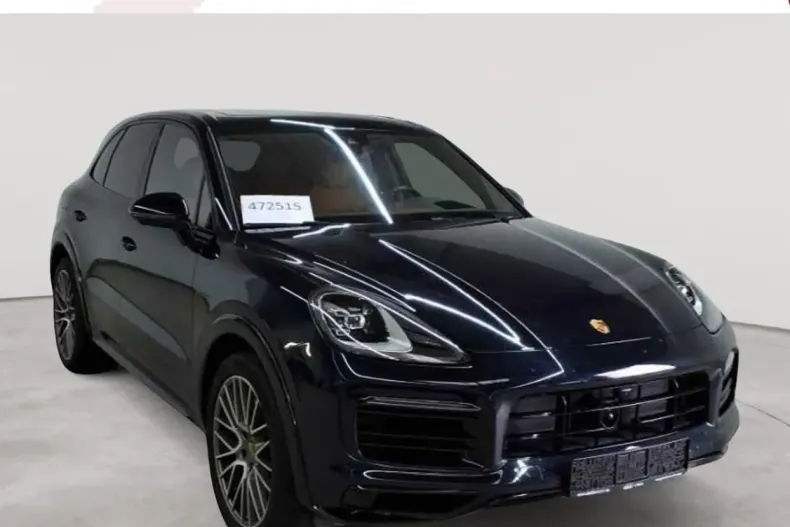 Porsche Cayenne din 2023 cu 41.053 km - oferta POR251335 - foto 1